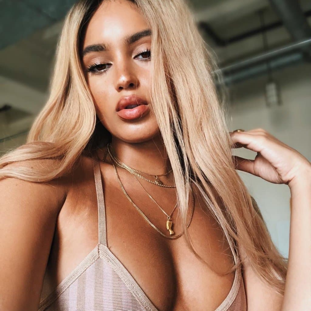 Ombre Blonde Beauty Lace Front Wig 24-28 inches!!