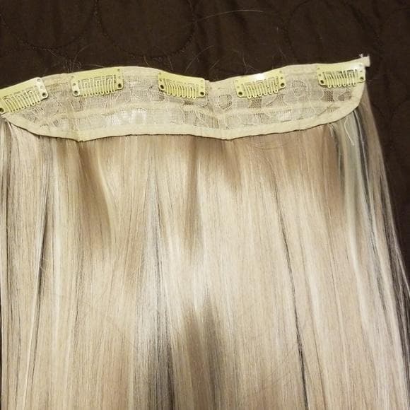 Ash & Bleach Blonde Full Head Clip in Extension - Thumbnail 3