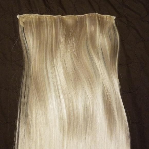 Ash & Bleach Blonde Full Head Clip in Extension - Thumbnail 4