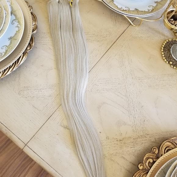 Pale Blonde Full Head Clip in Extension #60 - Thumbnail 4
