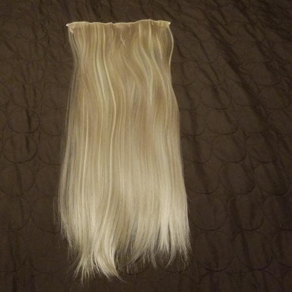 Ash & Bleach Blonde Full Head Clip in Extension - Thumbnail 5