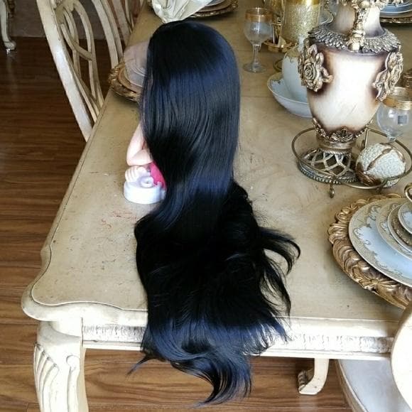 Black Layered Bodywave Beauty Lace Front Wig 24-28 inches!! - Thumbnail 4