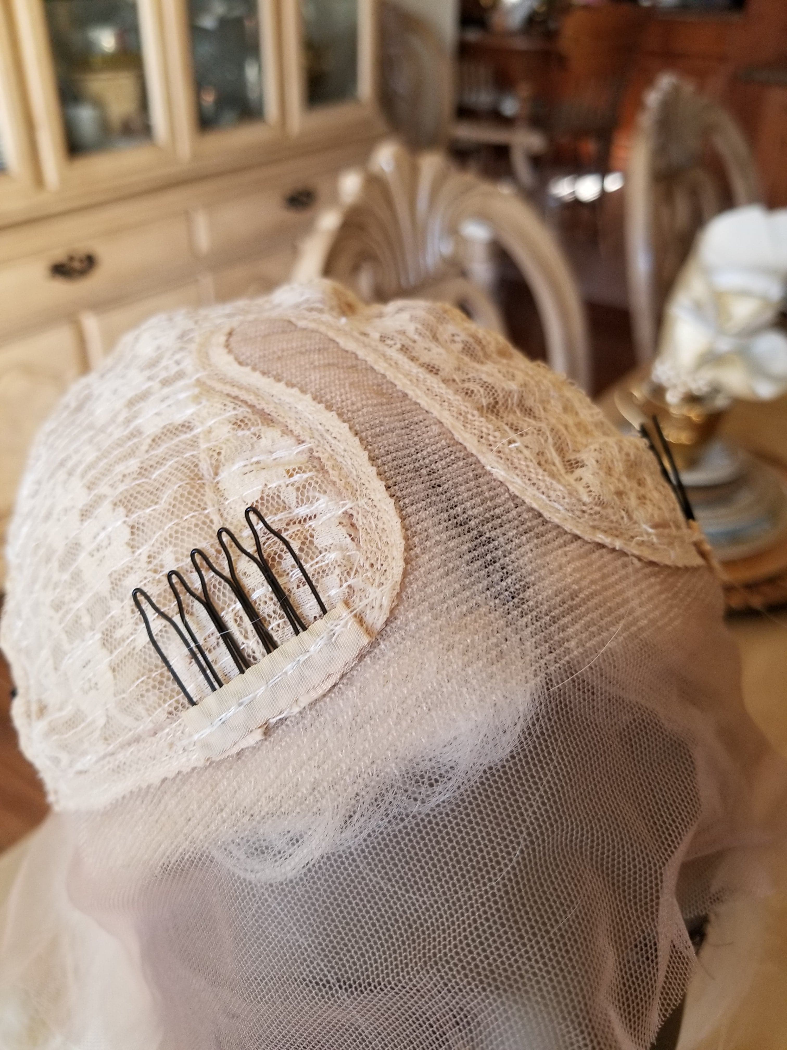 Blonde Beauty Lace Front Wig 22-26 inches!! - Thumbnail 9