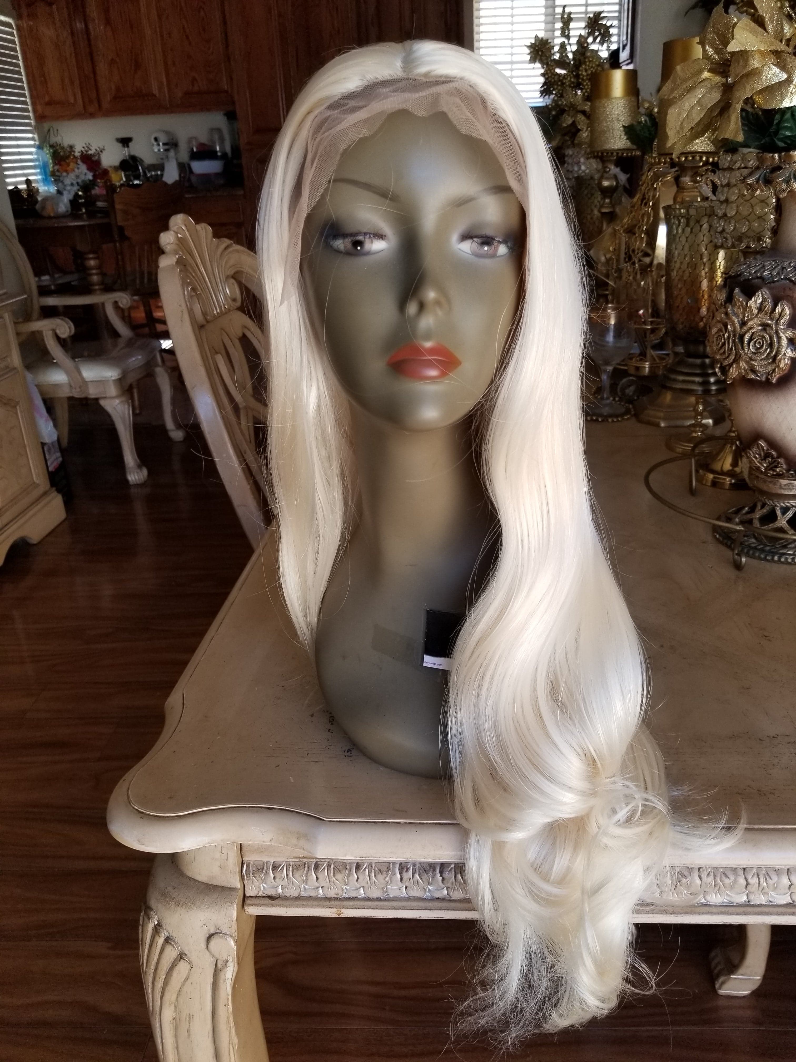 Blonde Beauty Lace Front Wig 22-26 inches!! - Thumbnail 16