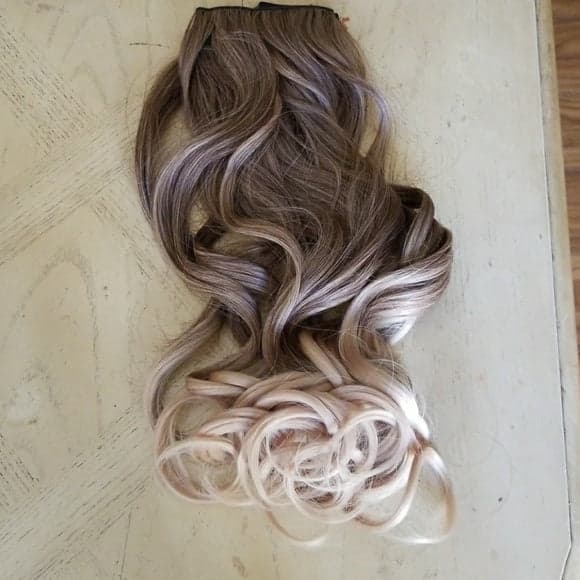 Ombre Blonde Full Head Clip in Extension - Thumbnail 7