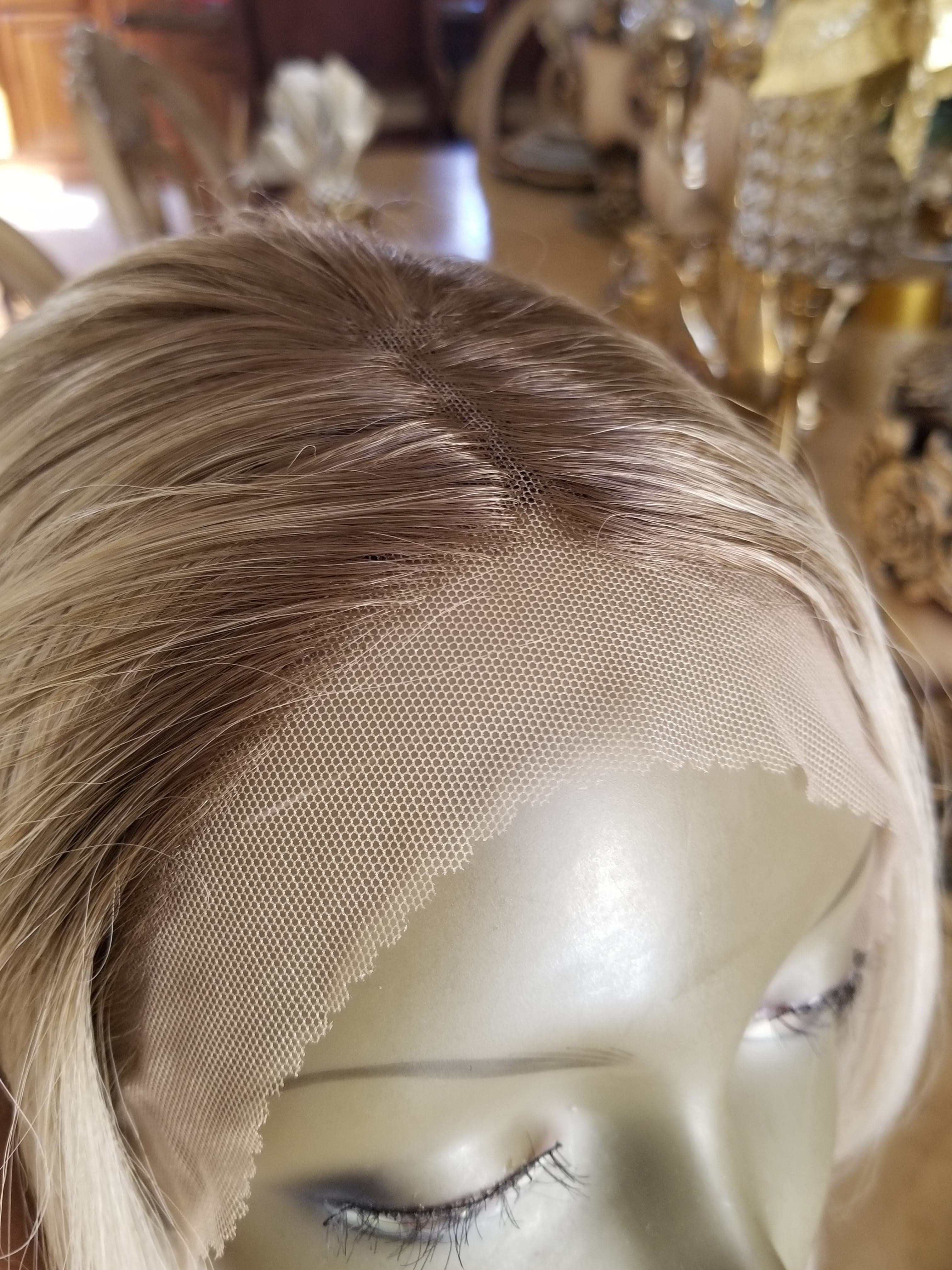 Ombre Blonde Lace Front Wig 22-24 inches!! - Thumbnail 2