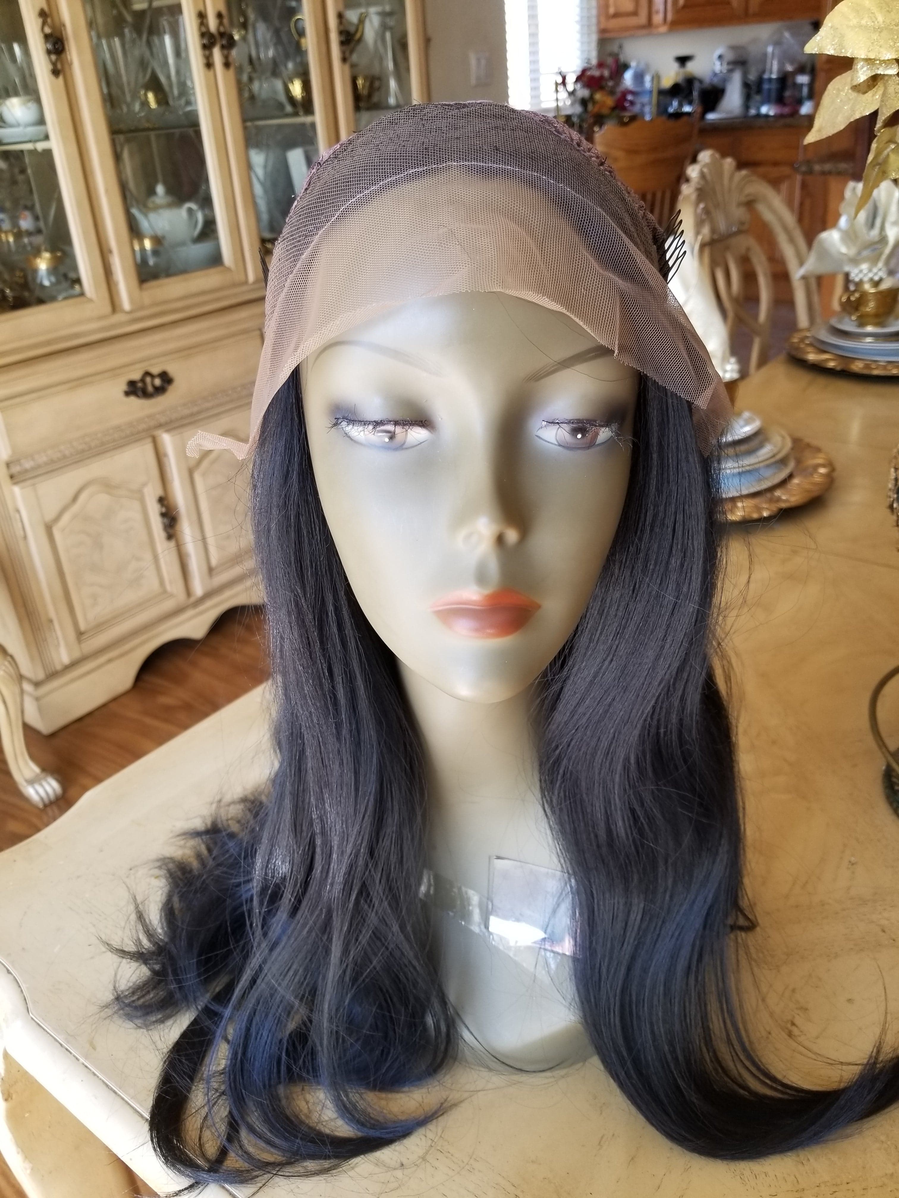 Lace Front Wig 22-24 inches!! - Thumbnail 3
