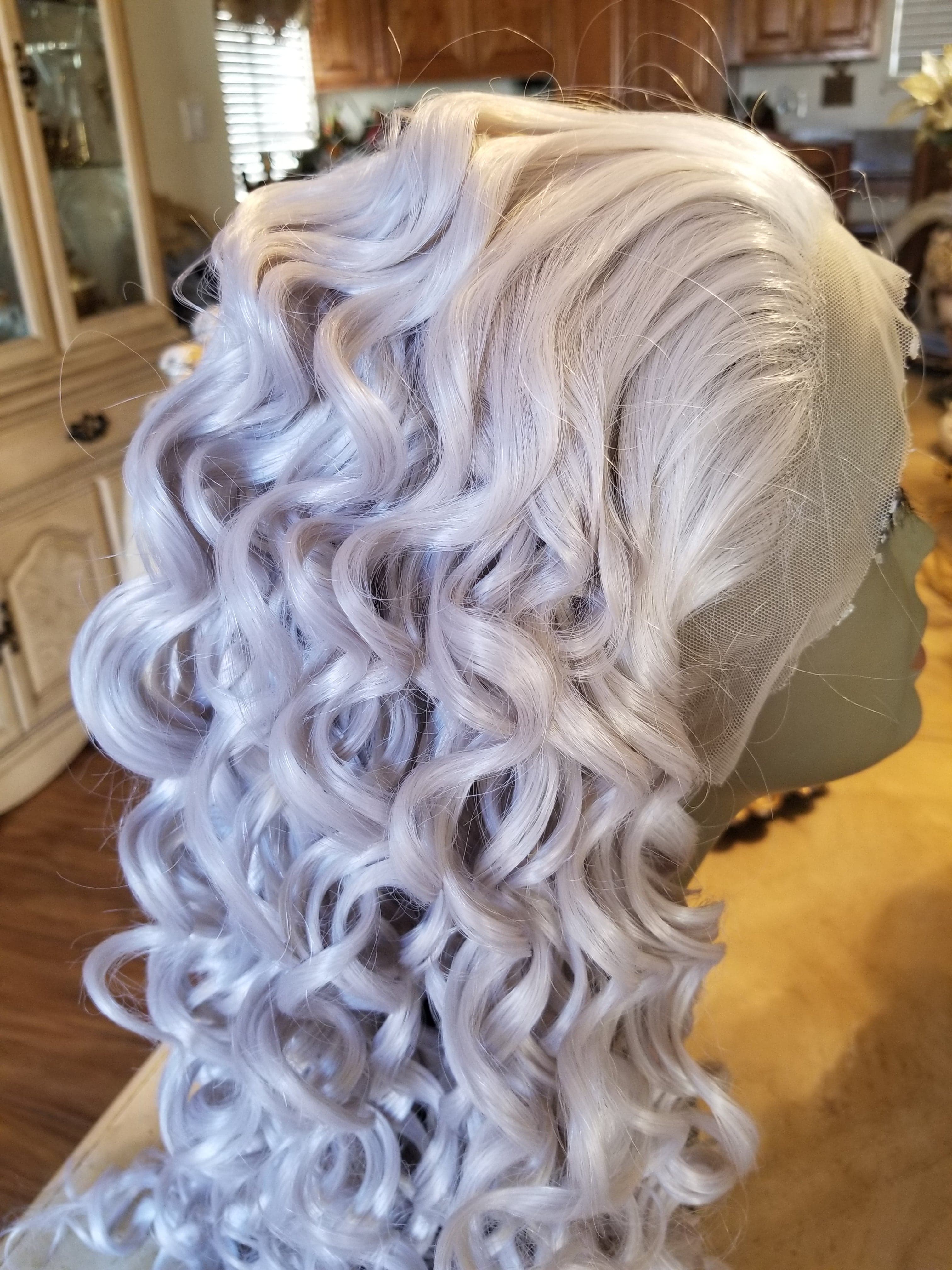 Light Gray AshBlonde Beauty Lace Front Wig 22-26 inches!! - Thumbnail 8