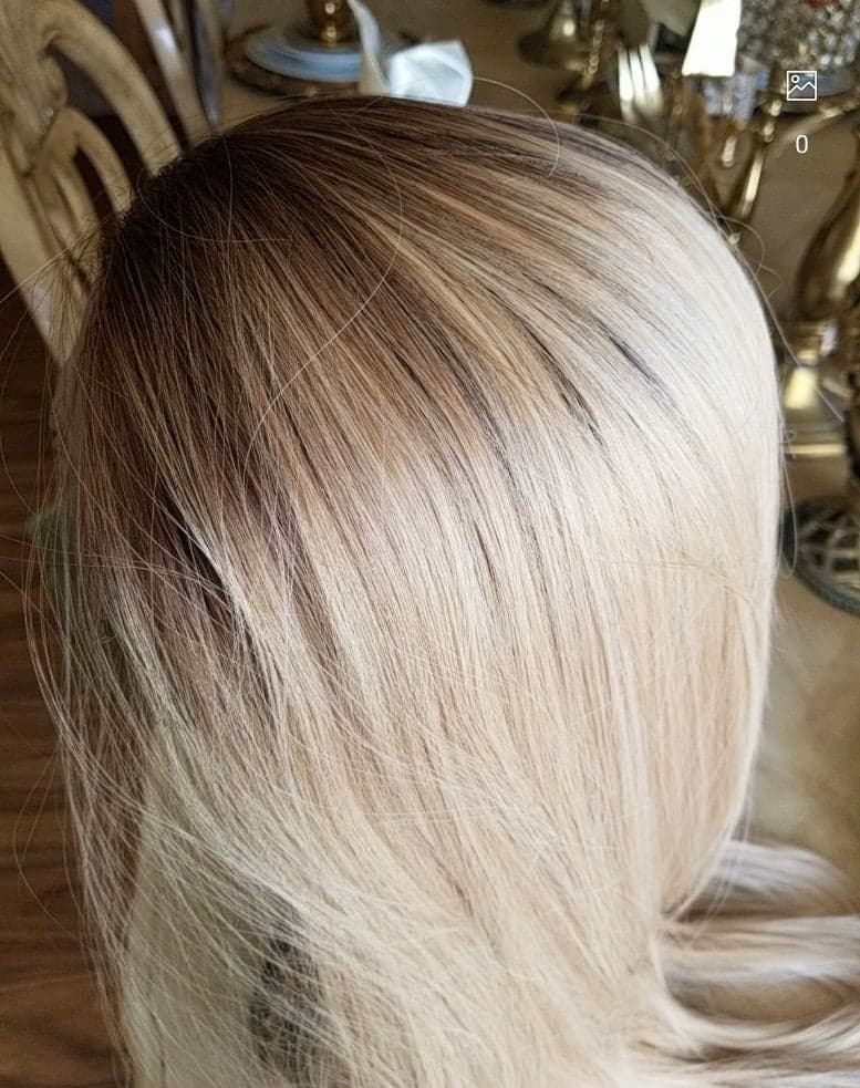 Ombre Blonde Beauty Lace Front Wig 20-22 inches!! - Thumbnail 5