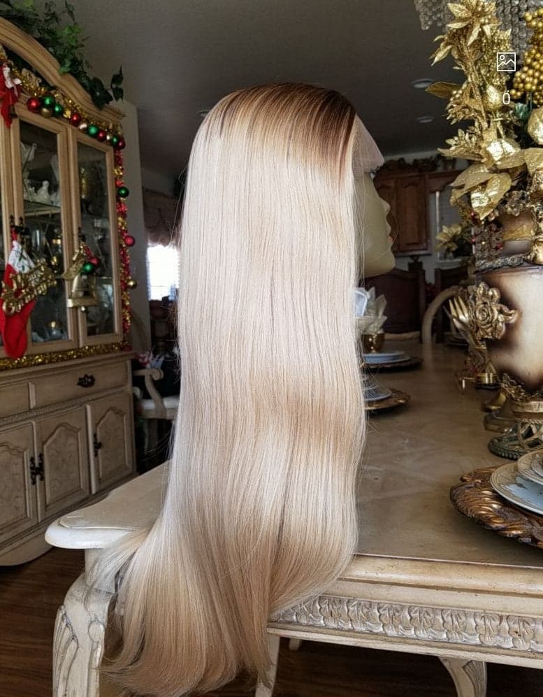 Ombre Blonde Beauty Lace Front Wig 20-22 inches!! - Thumbnail 4
