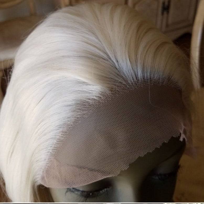 Blonde Beauty Wig// Wavy Lace Front Wig #60//White Blonde//No Yellow Tones// - Bleach Blonde - Thumbnail 5