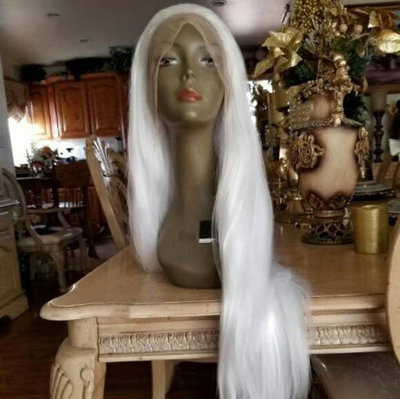White//Straight// Lace Front Wig//Beautiful - Thumbnail 2