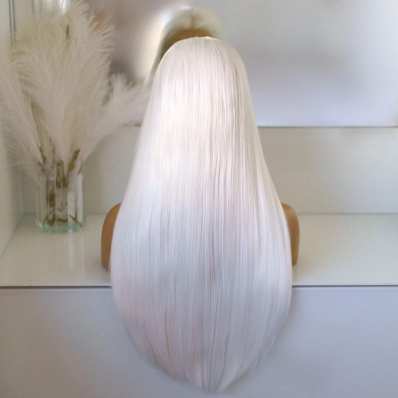 24” Snow White Straight LaceFront wig *NWT* - Thumbnail 5