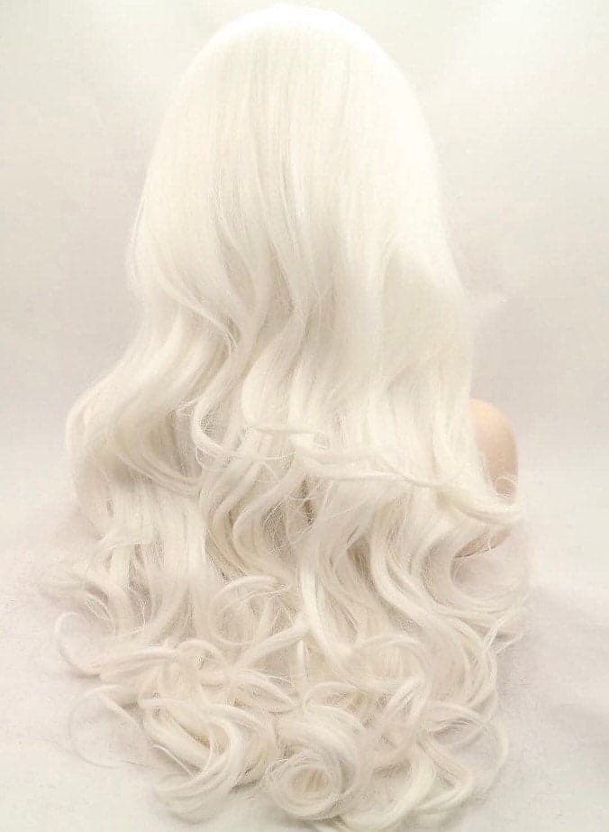 24” Platinum blonde body wavy Lace Front Wig *NEW* - Thumbnail 4
