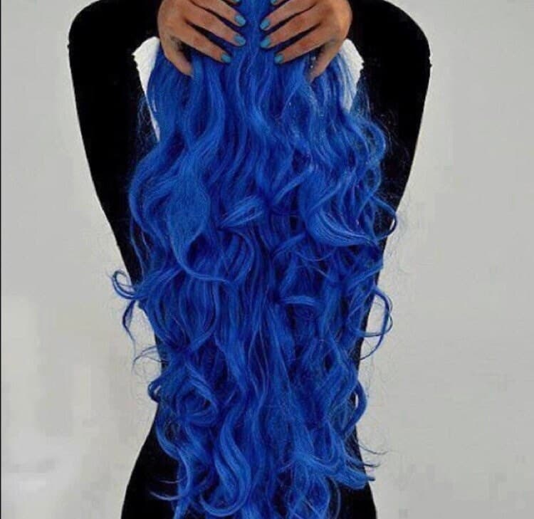 24” Blue Curly Lace Front Wig *NWT* - Thumbnail 5