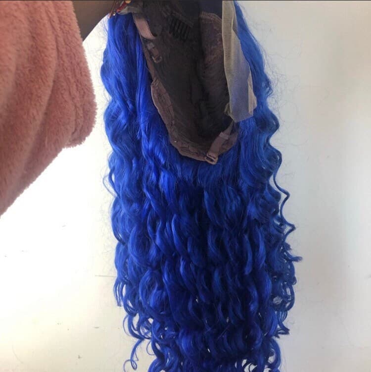24” Blue Curly Lace Front Wig *NWT* - Thumbnail 6