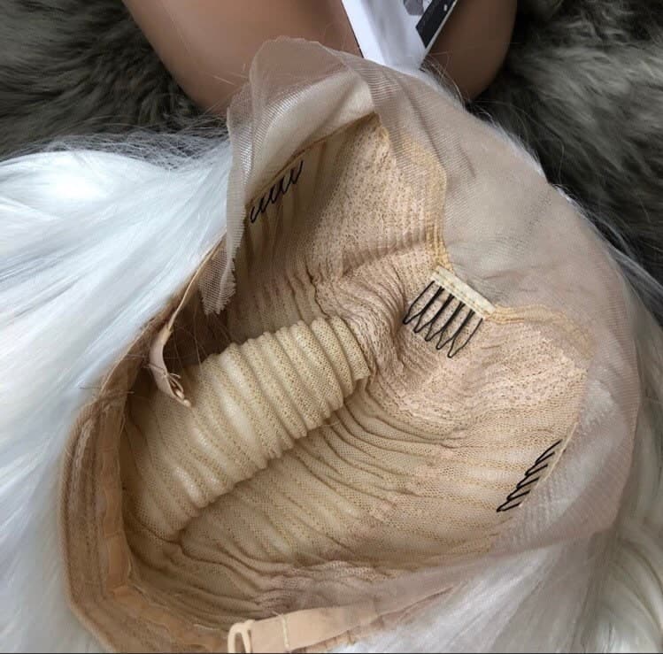 26 inches White Platinum Blonde natural looking Straight LaceFront wig *NWT* - Thumbnail 8