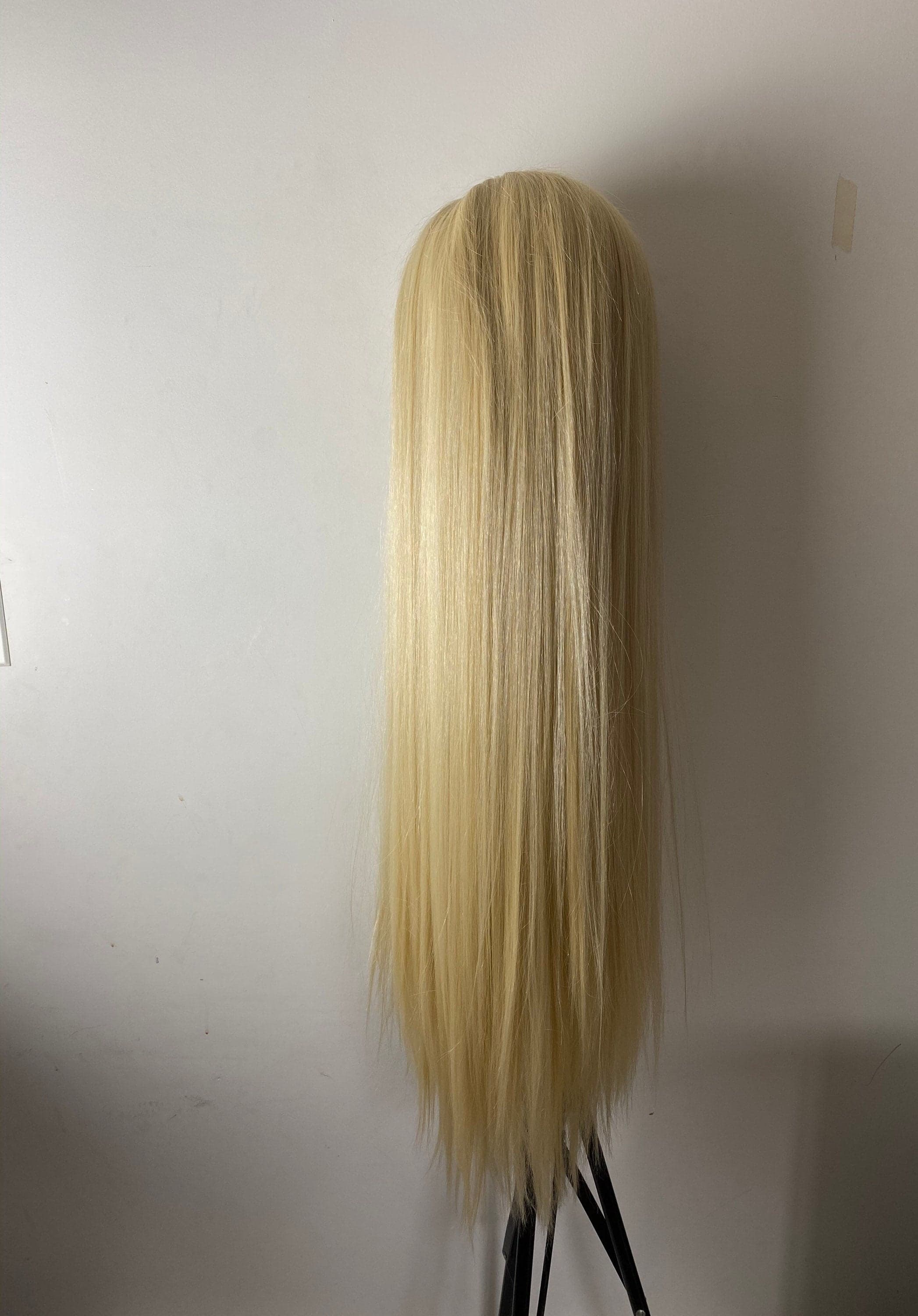 30 inch 613 BLONDE 6” lace part straight blonde long beautiful lace front Wig *NEW* - Thumbnail 7