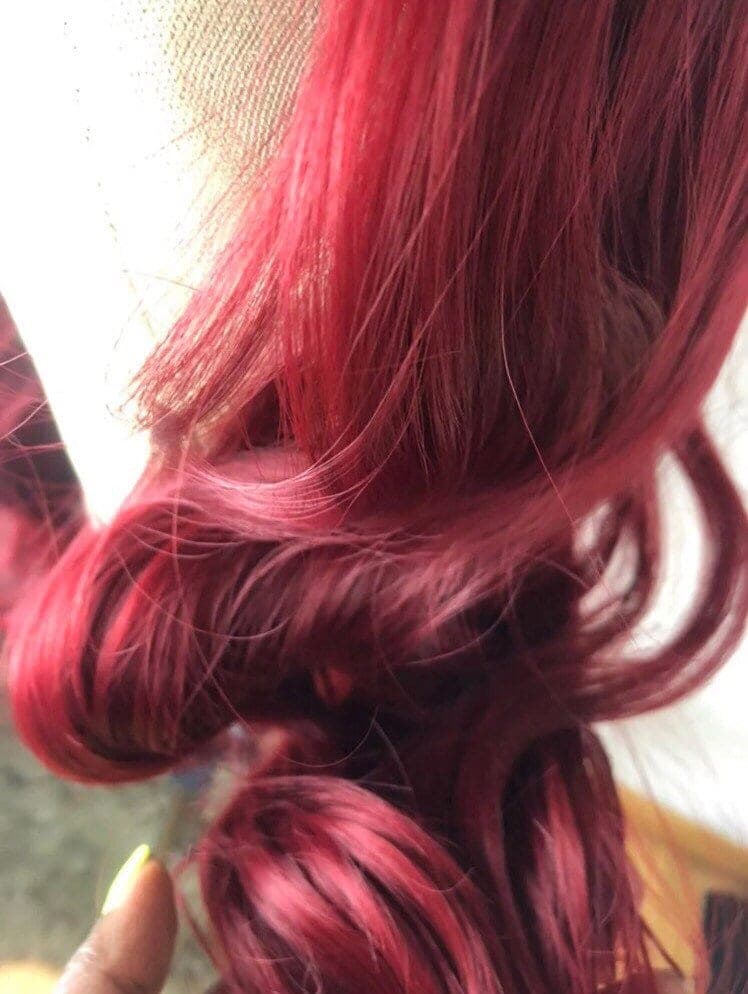 YAHI 24” Red Wavy Lace Front Wig *NWT* - Thumbnail 6