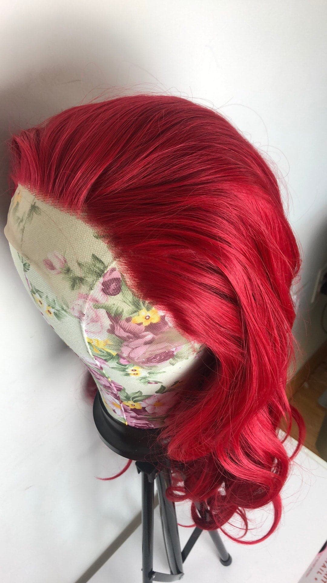 RED 24” Body Wavy lace front wig *NEW* - Thumbnail 2