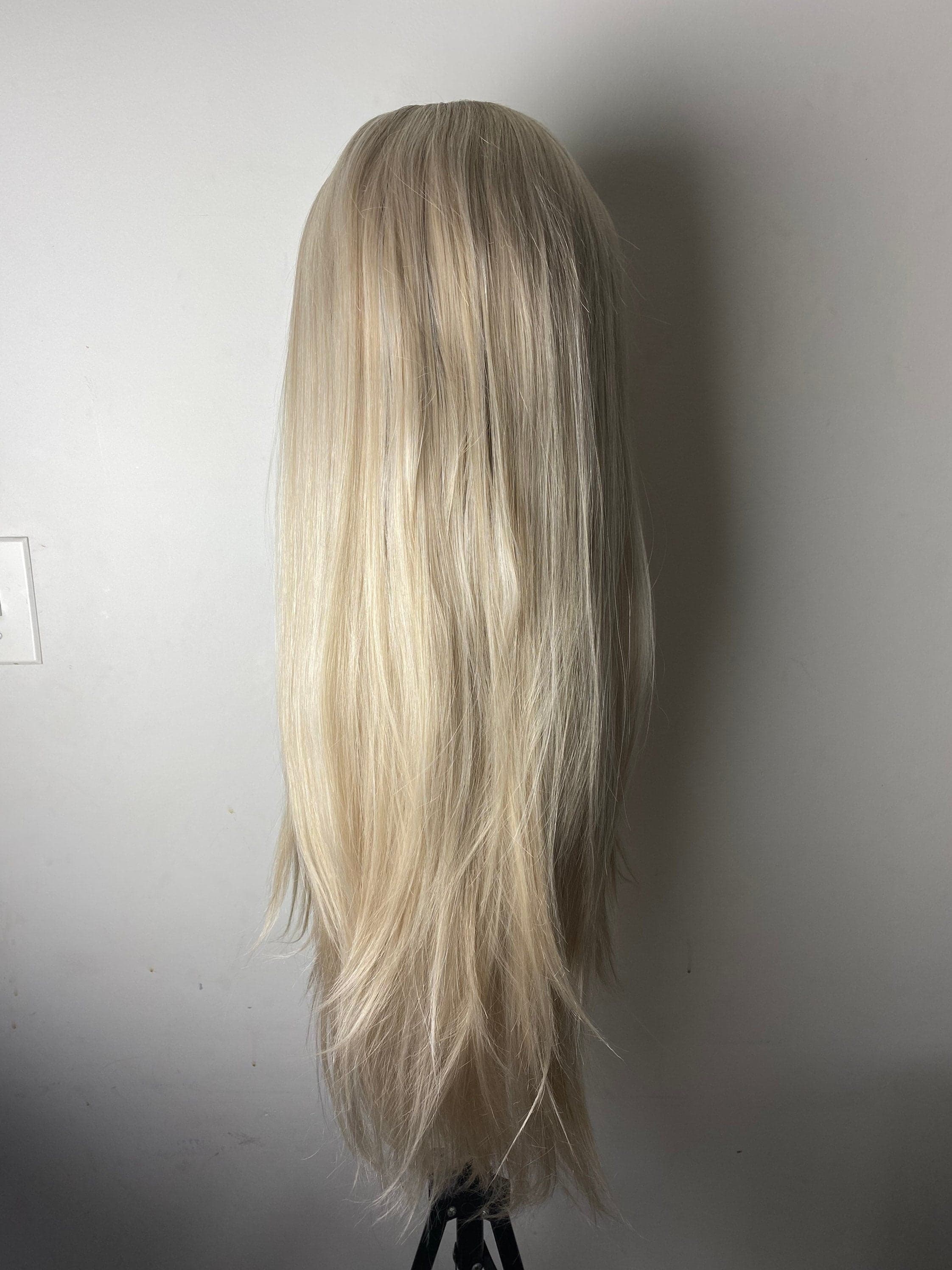 22” Blonde OMBRÉ Straight Lace Front Wig *NEW* - Thumbnail 6