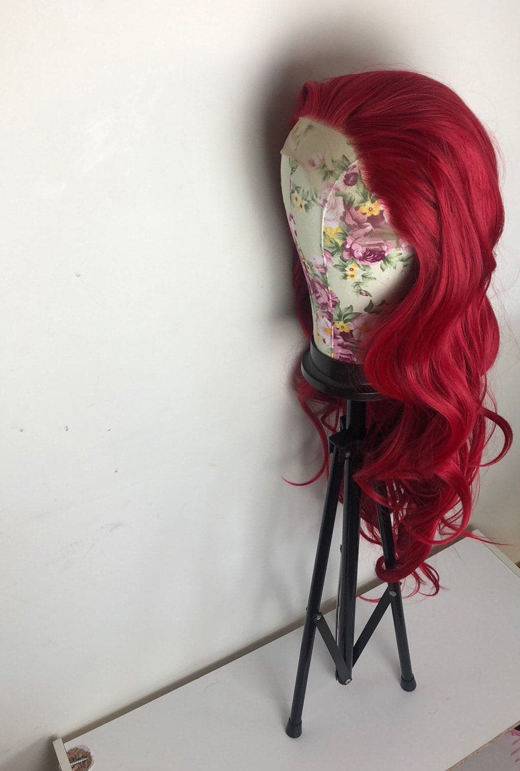 RED 24” Body Wavy lace front wig *NEW* - Thumbnail 9