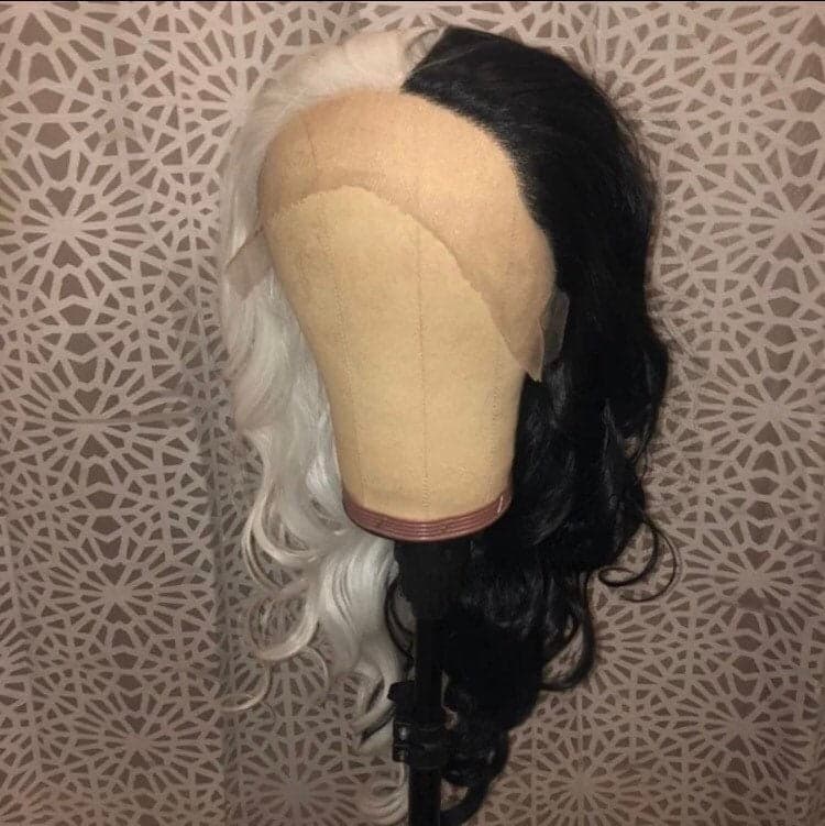 CRUELLA 22” Black & White split dye body wavy lace front wig -ARRIVES NEW Perfect for Cruella Deville costume - Thumbnail 3