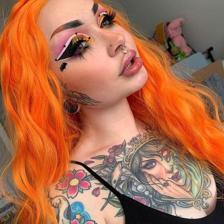 22” WAVE Orange Wavy Lace Front Wig *NEW*
