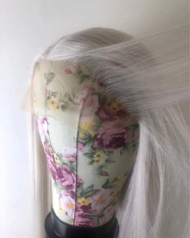 30” White Blonde silverish straight lace front wig NEW* Arrives new and unused 6” FRONT part space lace front wig - Thumbnail 6