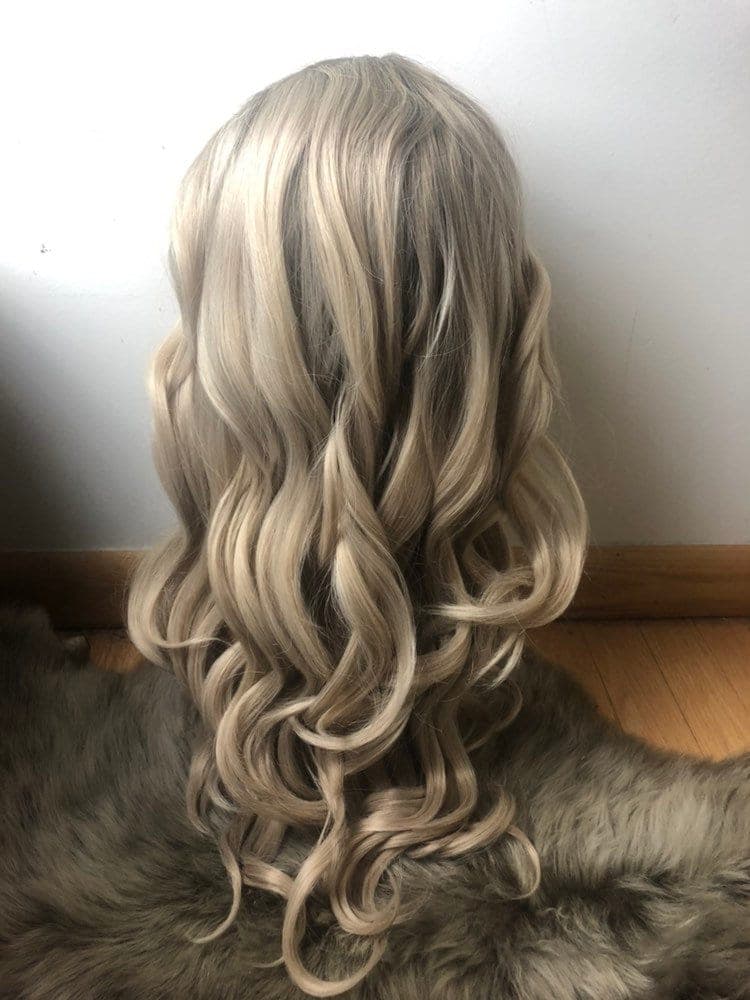 24” Ash BLonde body wavy lace front wig ARRIVES NEW - Thumbnail 4