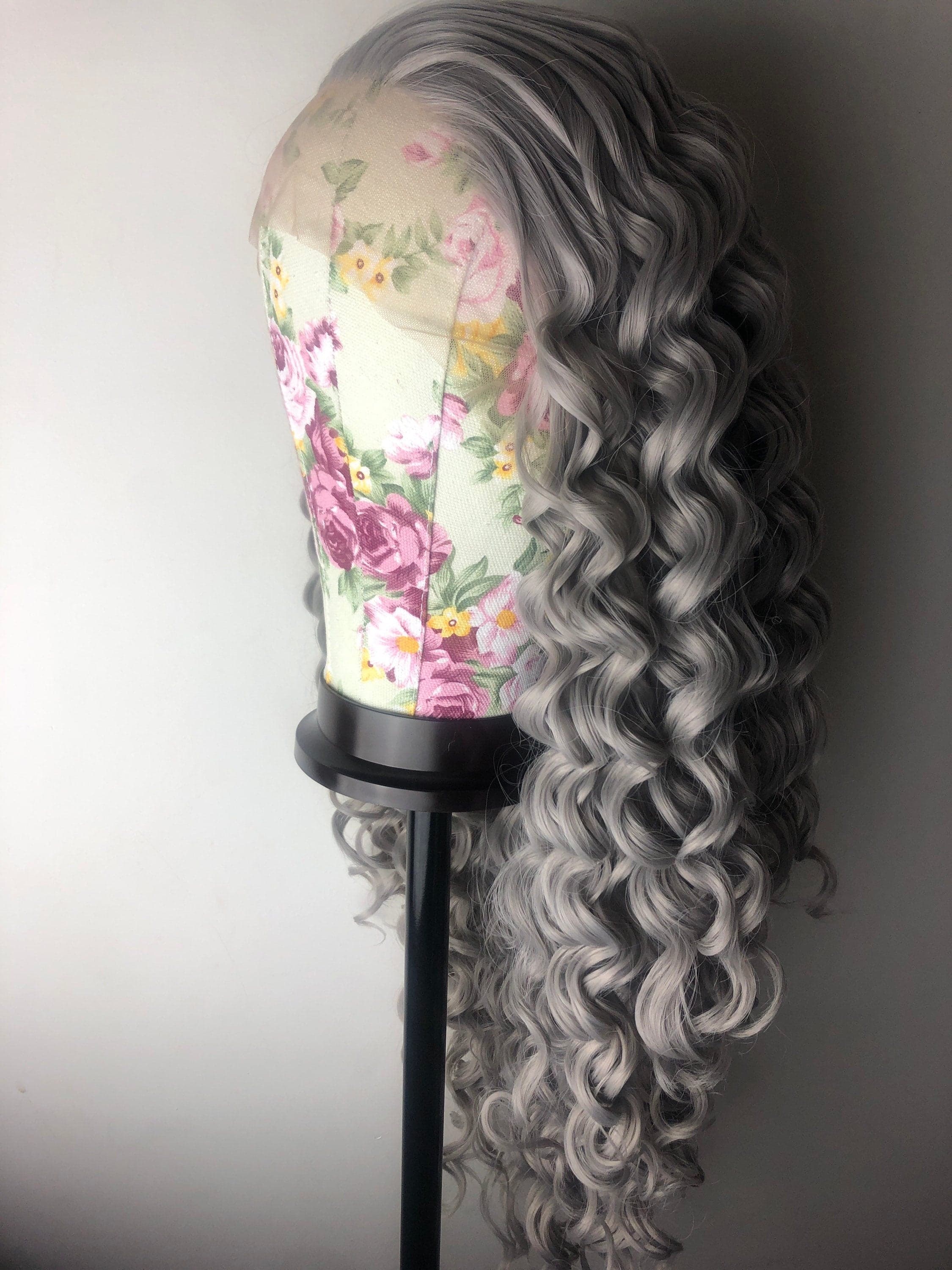 24” SILVERY GREY curly lace front wig *NEW* - Thumbnail 4