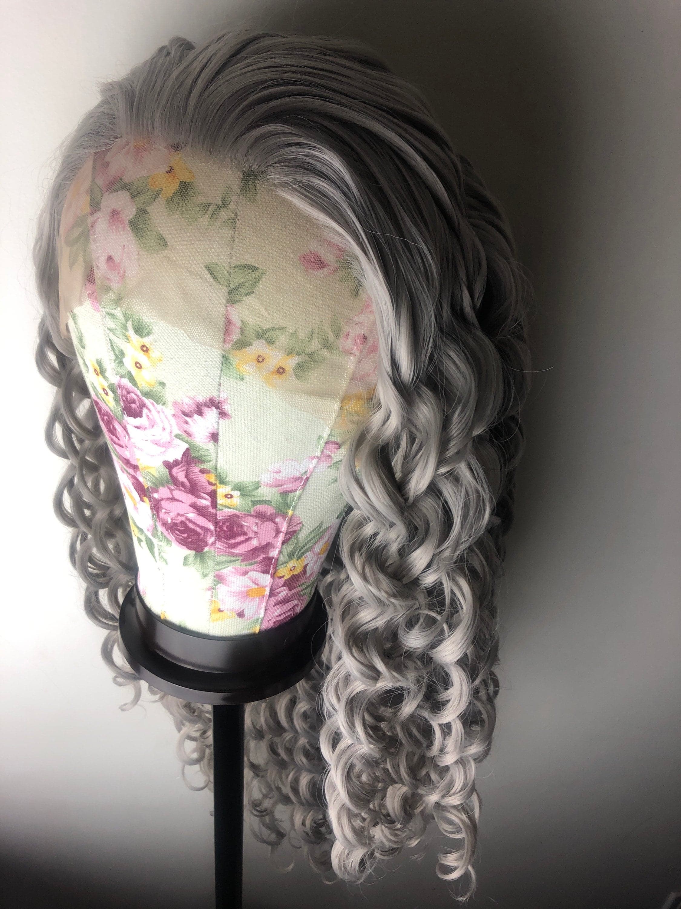 24” SILVERY GREY curly lace front wig *NEW* - Thumbnail 10