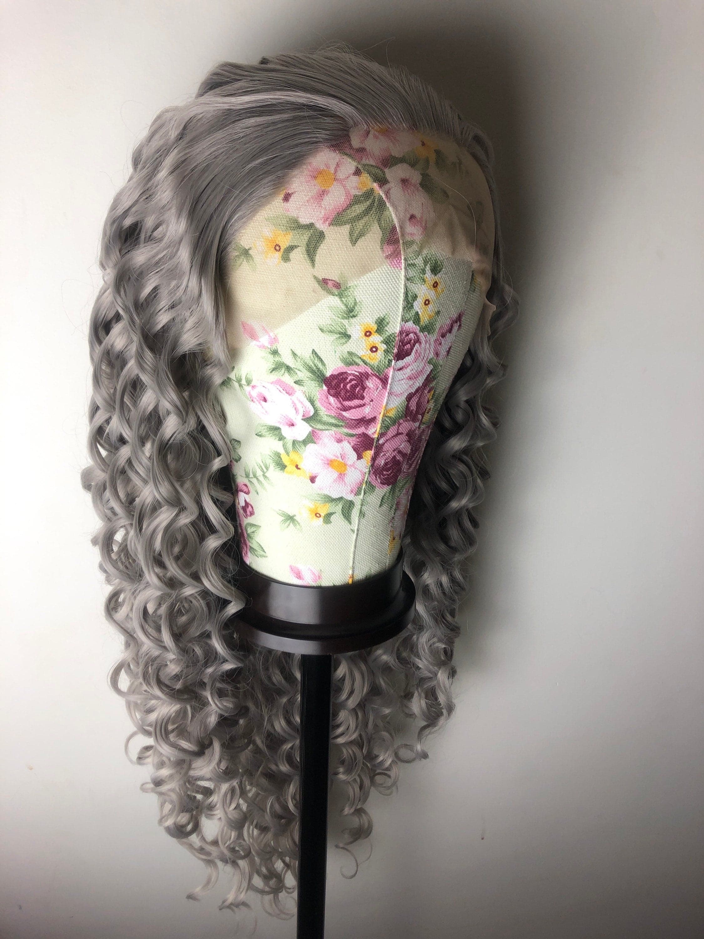24” SILVERY GREY curly lace front wig *NEW* - Thumbnail 6