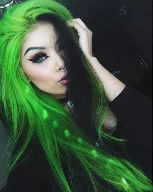 22” Green & black straight split dye lace front wig *NEW*