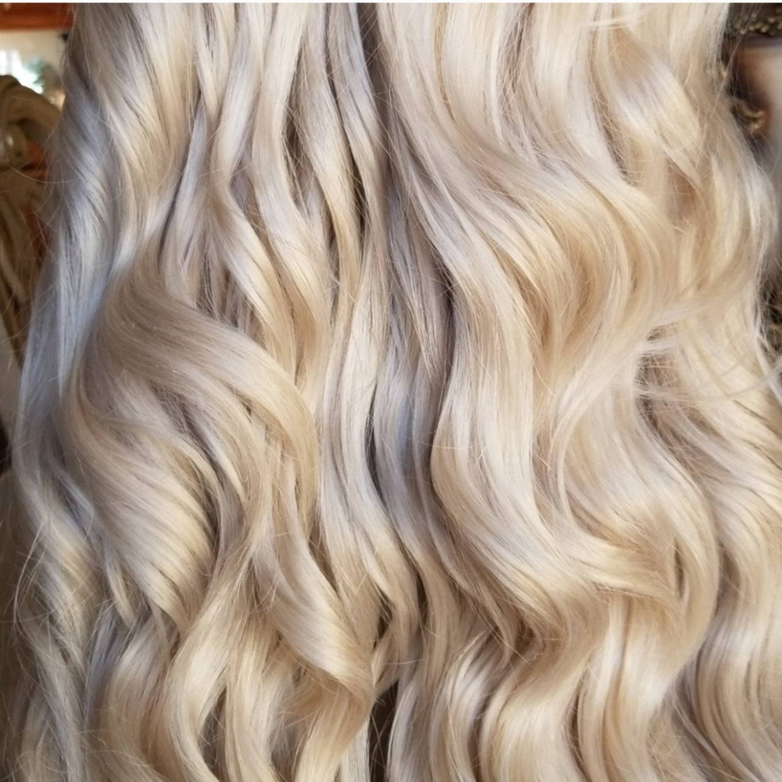White Blonde//Icy// Lace Front Wig//Goddess//Wig//Ready to Ship//NWT//Human Hair//Synthetic Wig//Natural// Wavy//Stunning Wig//Beautiful// - Thumbnail 9
