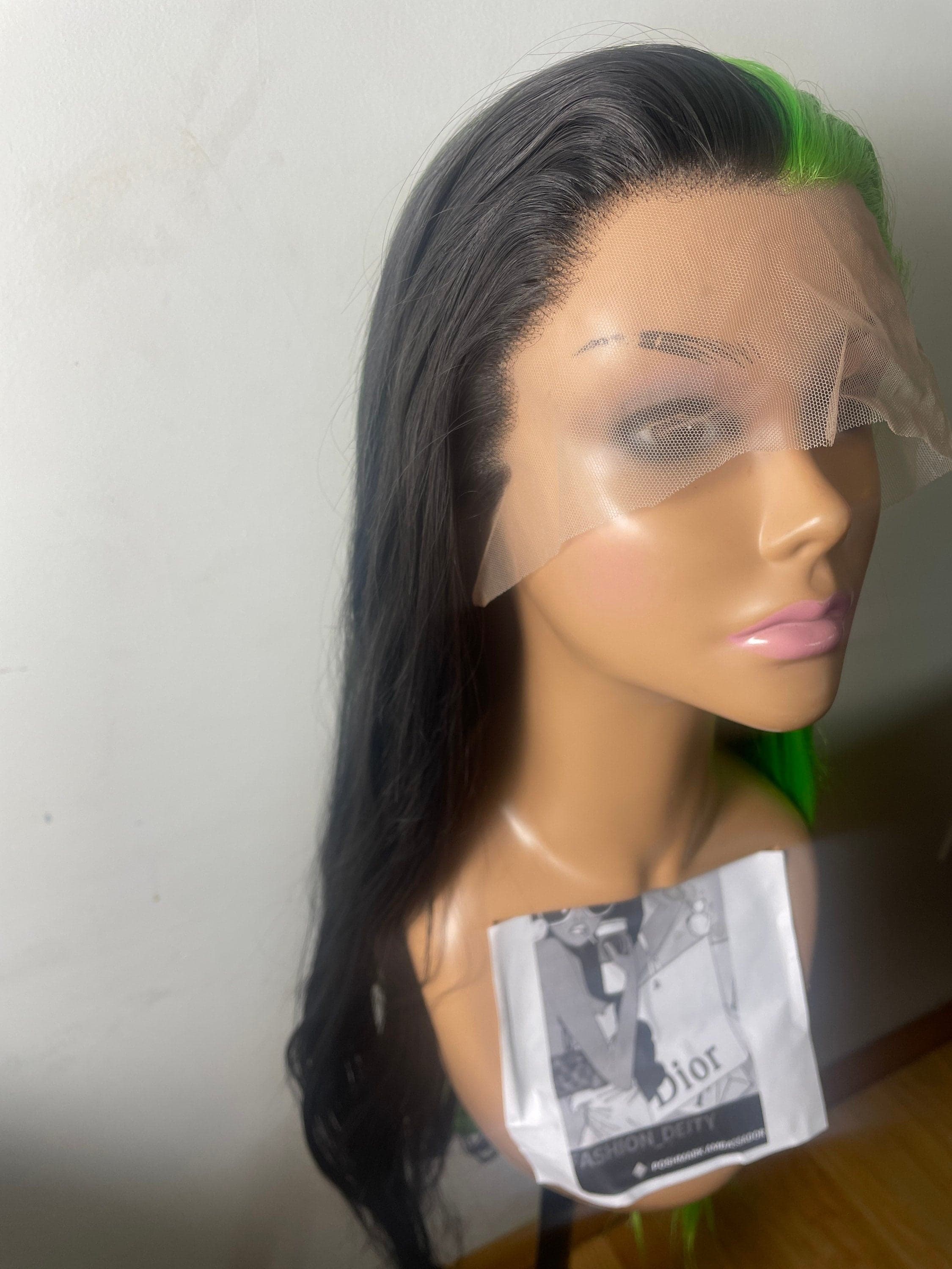 22” Green & black straight split dye lace front wig *NEW* - Thumbnail 5