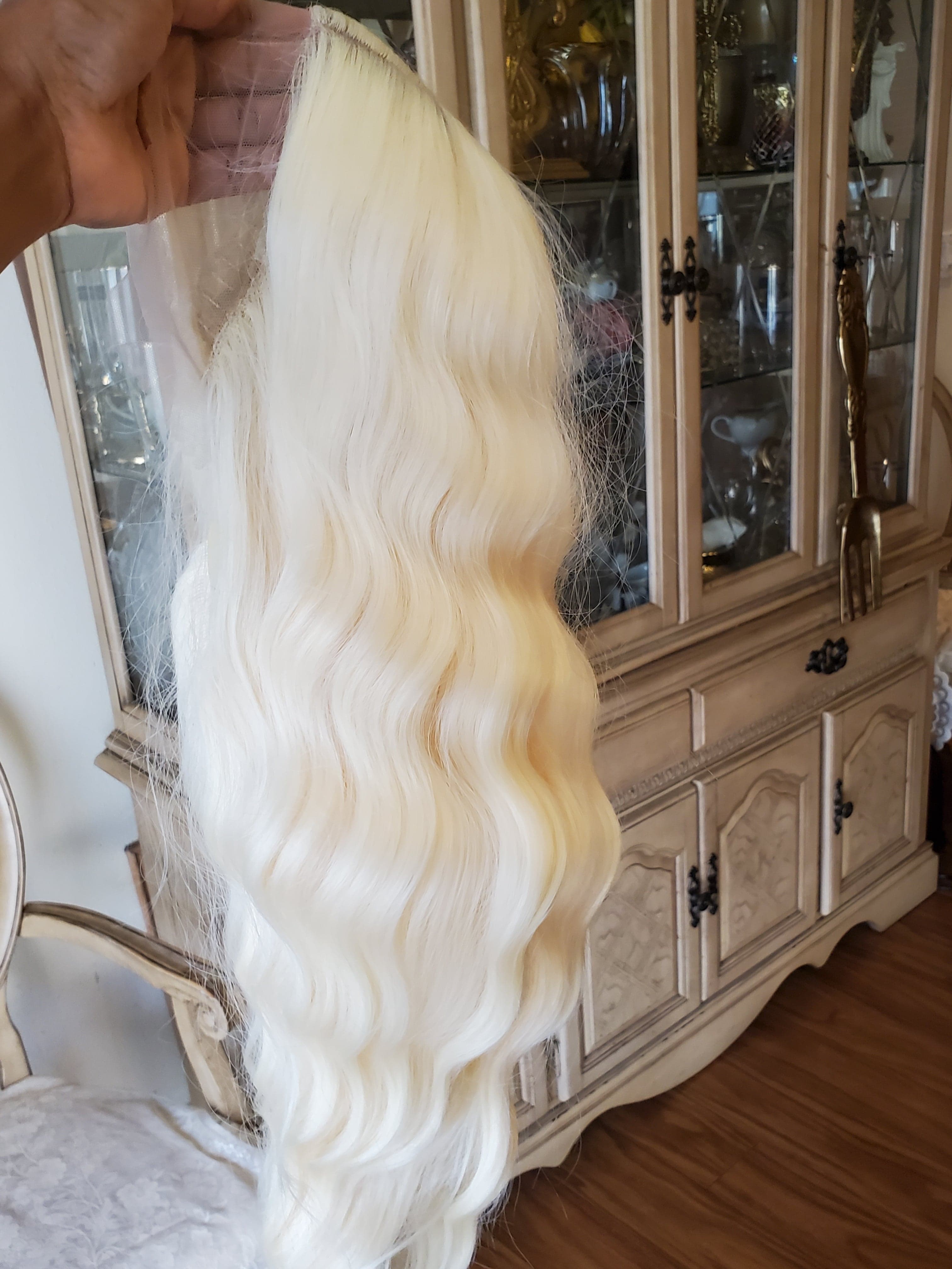Bleach Blonde Curly Wave Lace Front Wig - Thumbnail 2