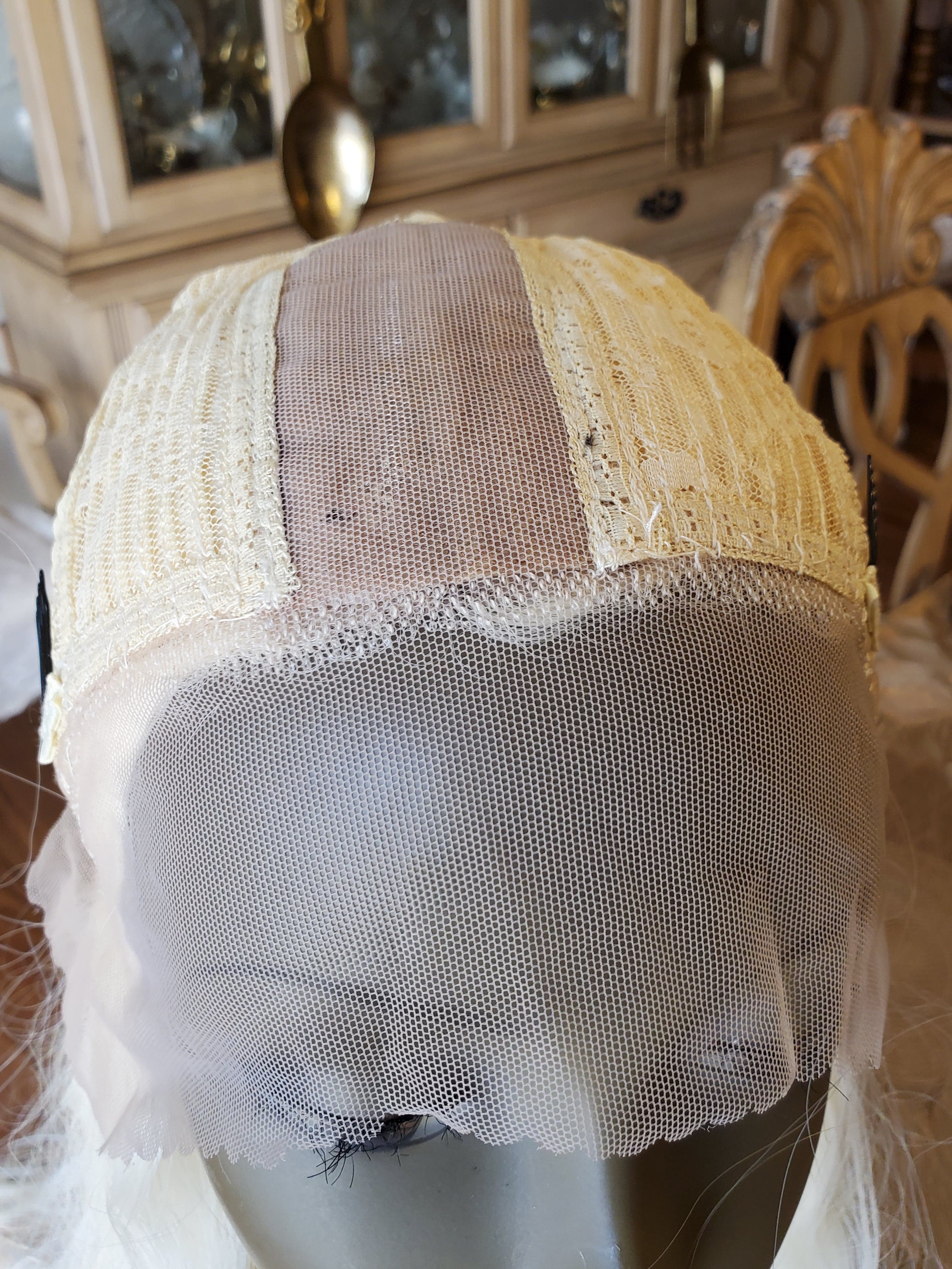 Bleach Blonde Curly Wave Lace Front Wig - Thumbnail 9
