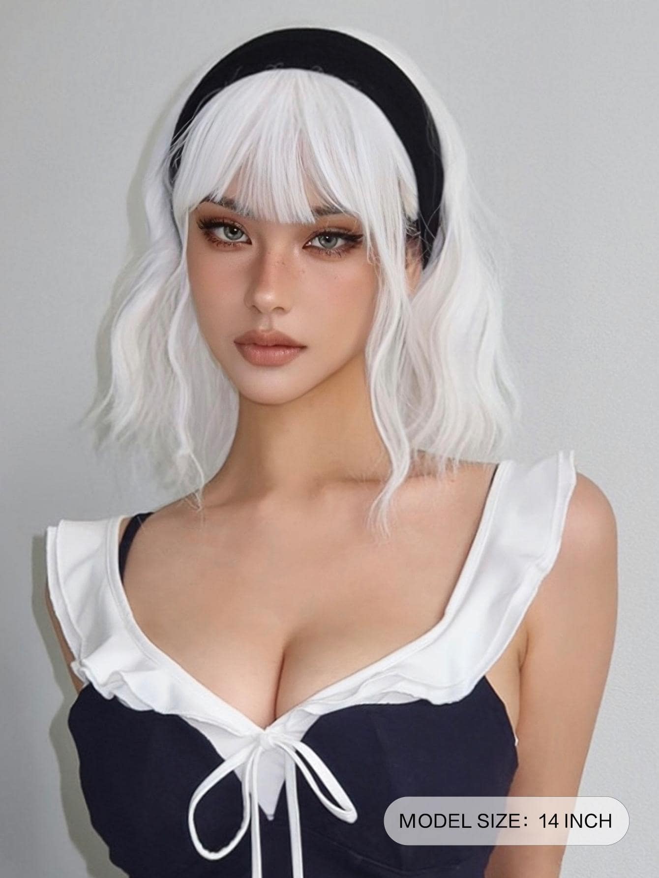 White Wavy Full Wig - Thumbnail 5