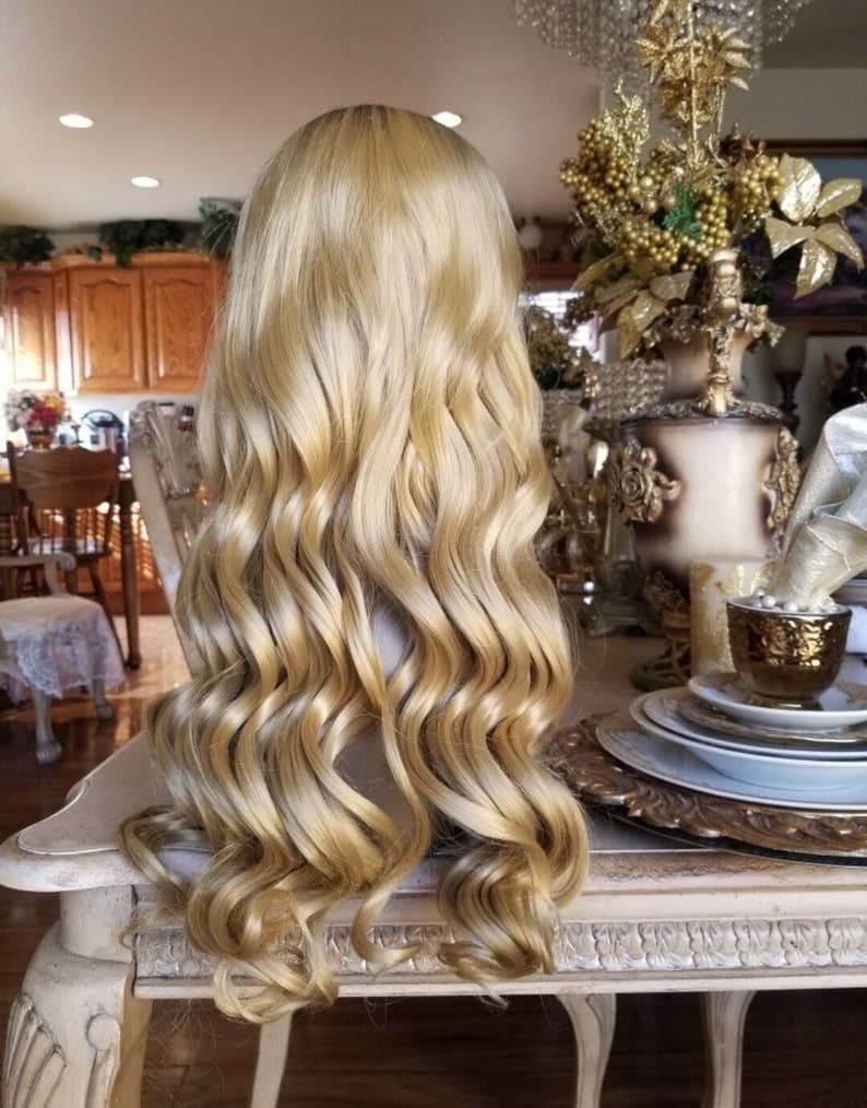 Ombre Blonde Beauty Wavy Full Wig - Thumbnail 2