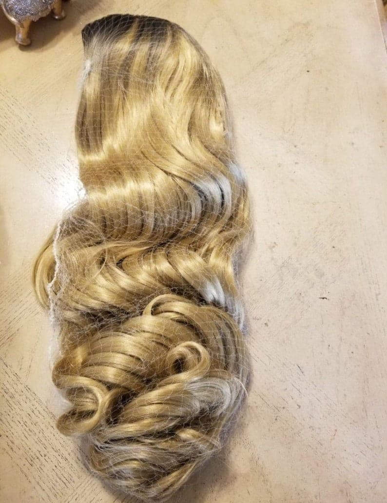 Ombre Blonde Beauty Wavy Full Wig - Thumbnail 10