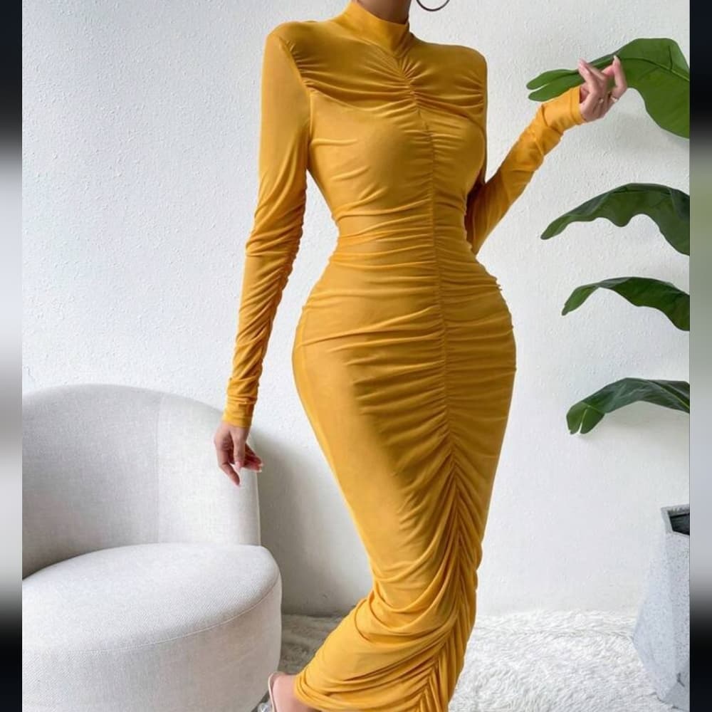 Mock Neck Ruched Bodycon Dress - Thumbnail 3