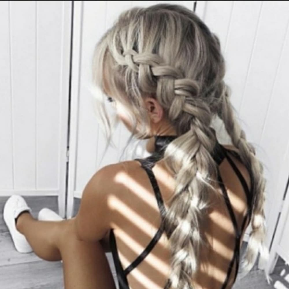 Ombre Blonde Beauty LaceFront Wig Wig 22-24inches