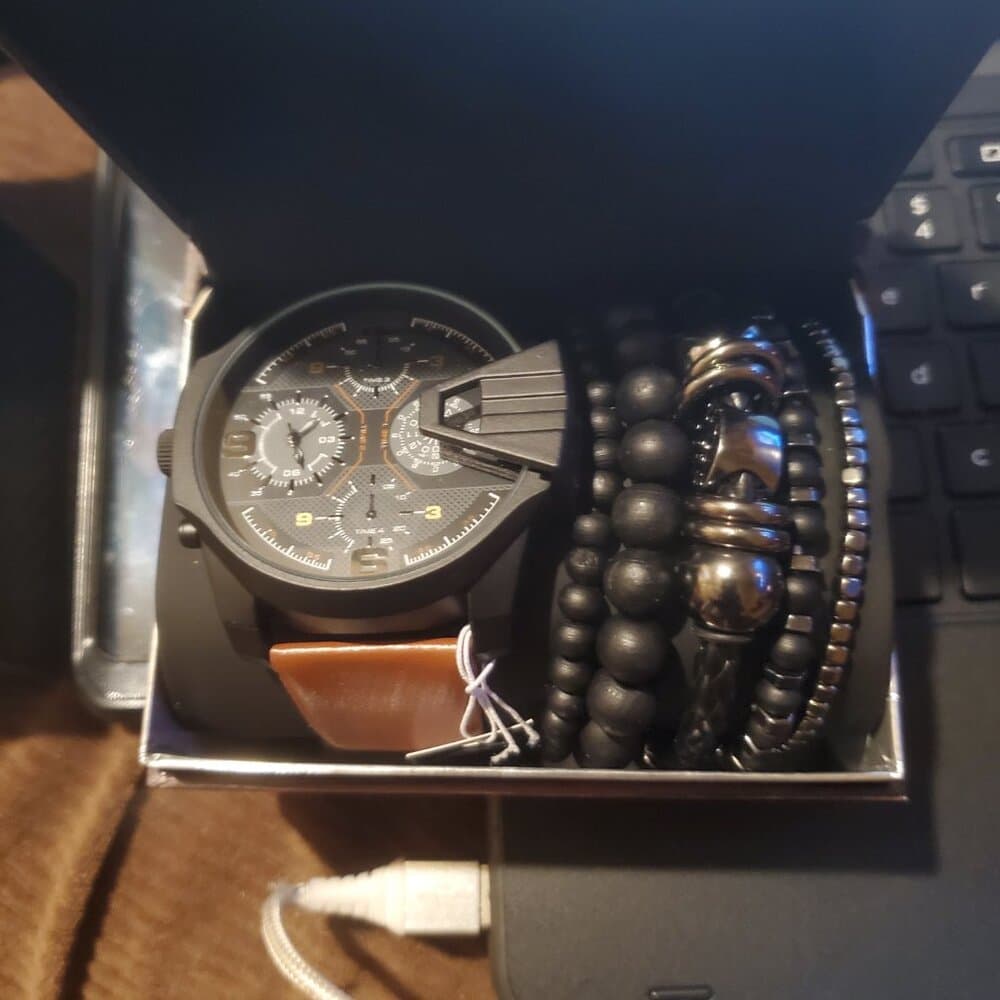 Mens Watch NWT - Thumbnail 4