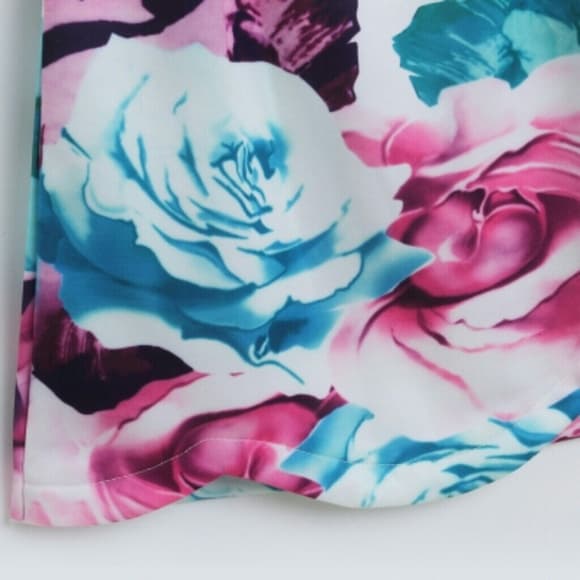 Beautiful White and Flower Dress! - Thumbnail 2