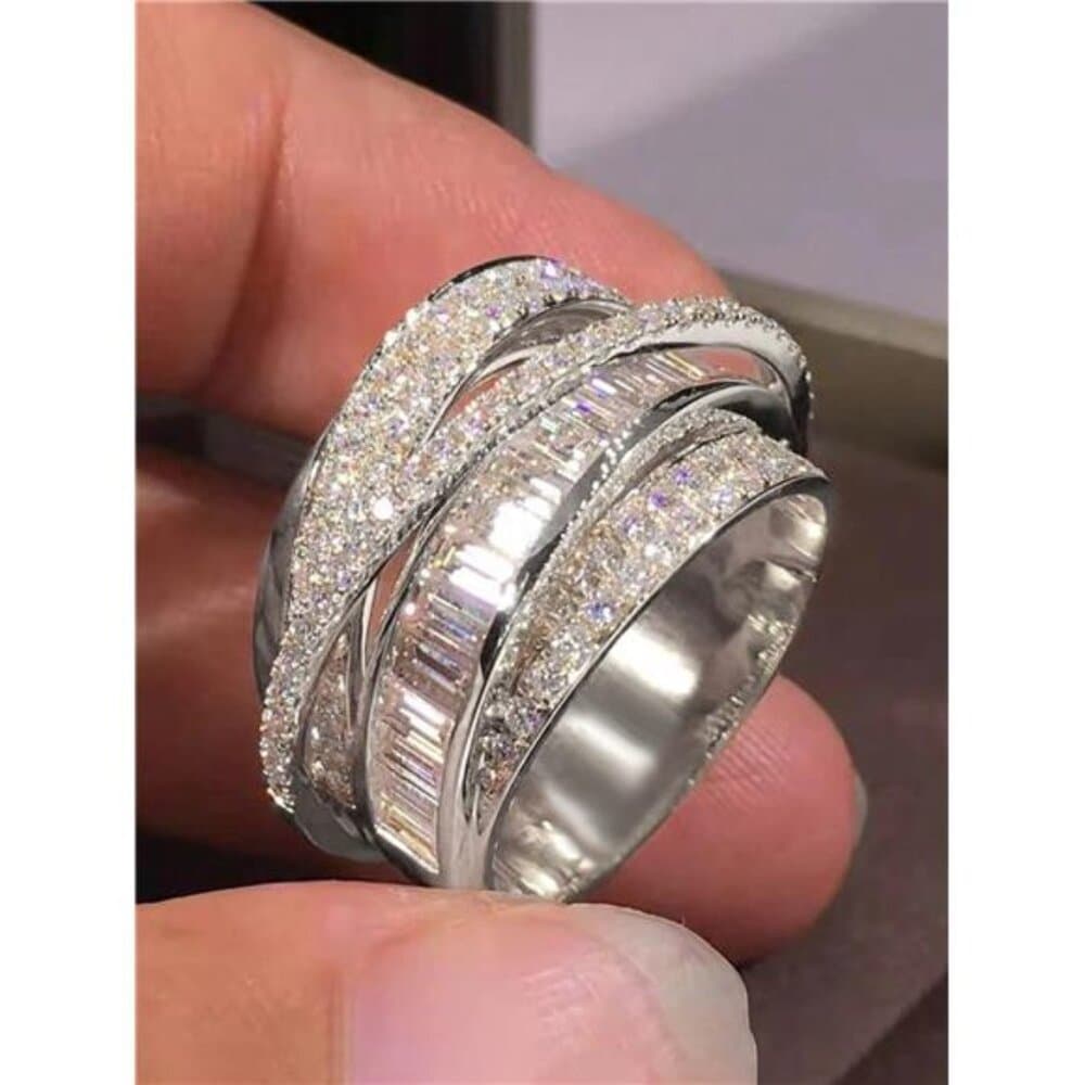Gorgeous Cubic Zirconia Ring For Women For Wedding Engagement Party - Thumbnail 3
