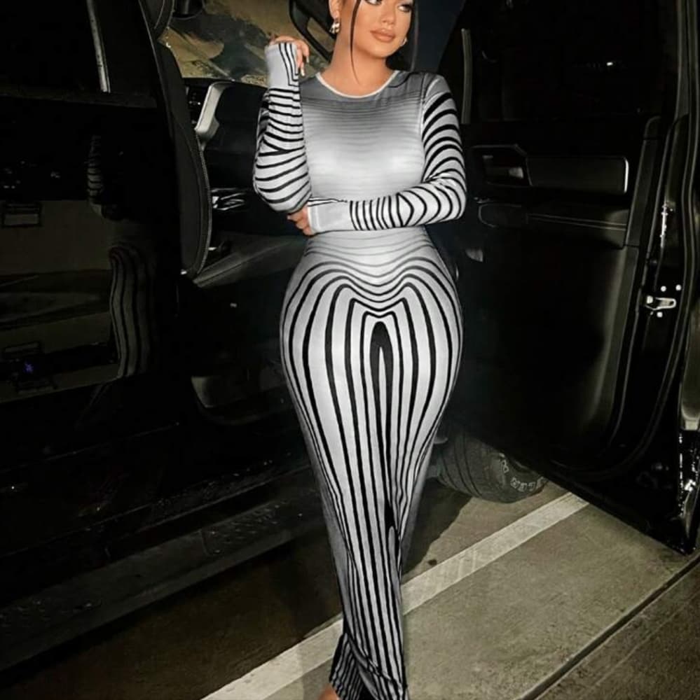 Striped Print Bodycon Dress - Thumbnail 2