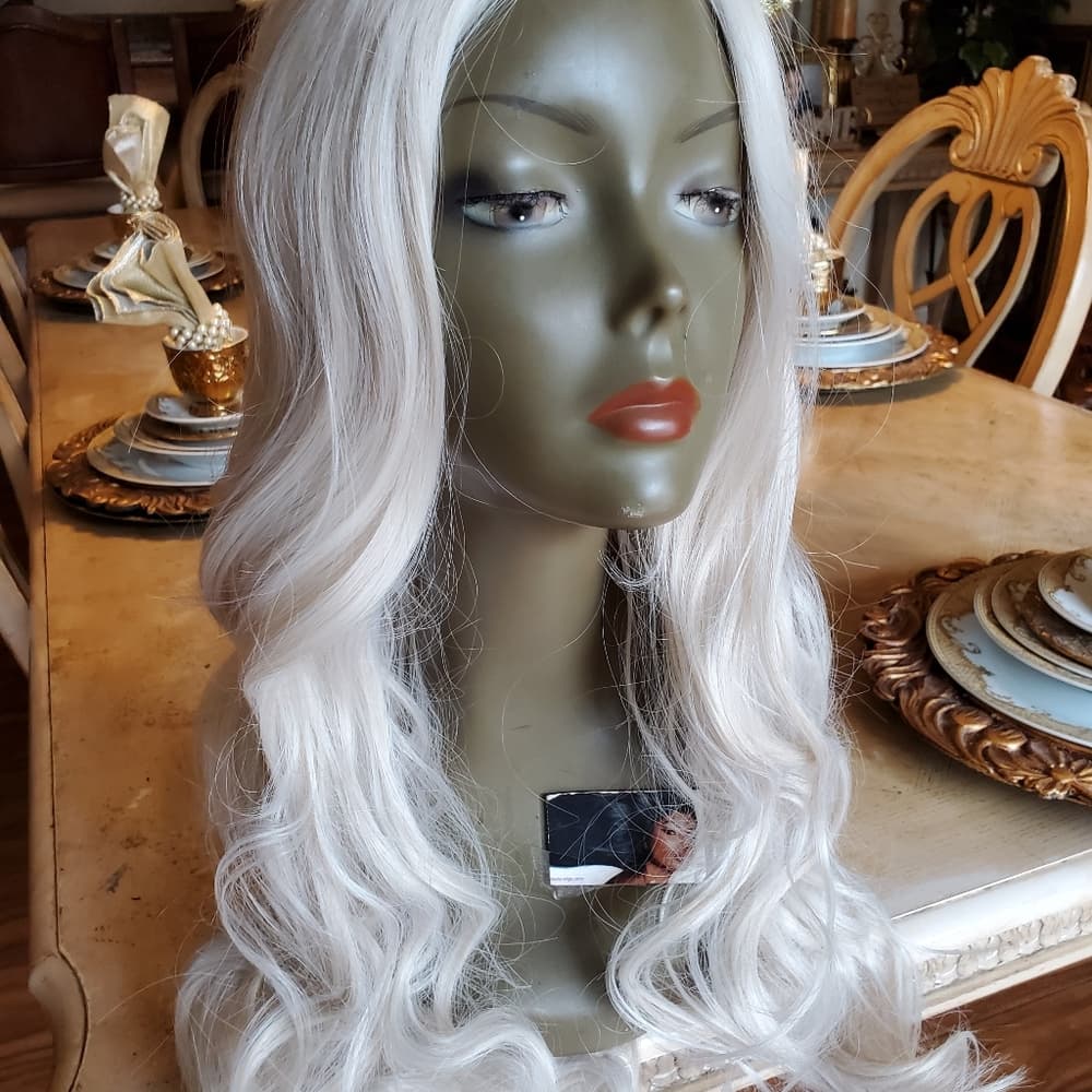 White Blonde Full Wig 20-24 inches!! READY TO SHIP TODAY!!! - Thumbnail 2
