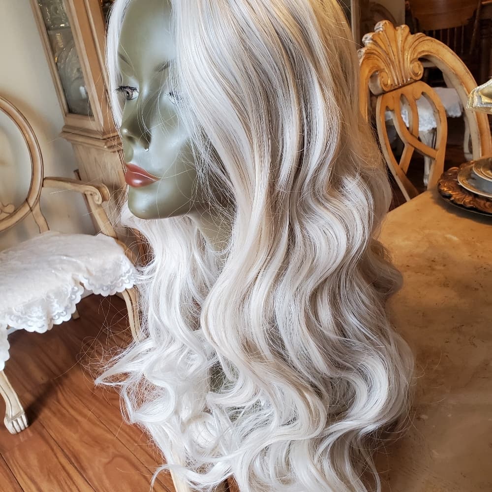 White Blonde Full Wig 20-24 inches!! READY TO SHIP TODAY!!! - Thumbnail 4