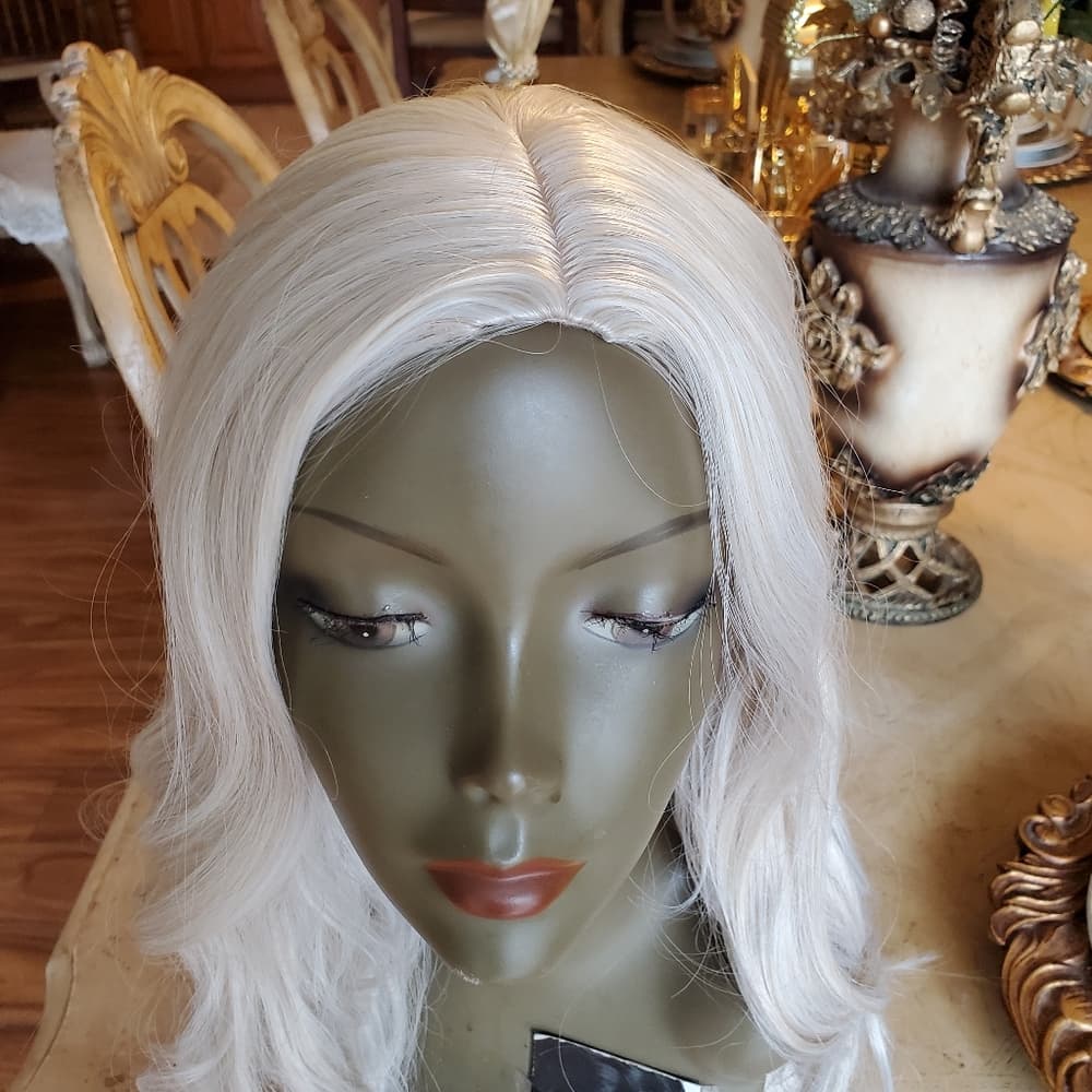 White Blonde Full Wig 20-24 inches!! READY TO SHIP TODAY!!! - Thumbnail 13